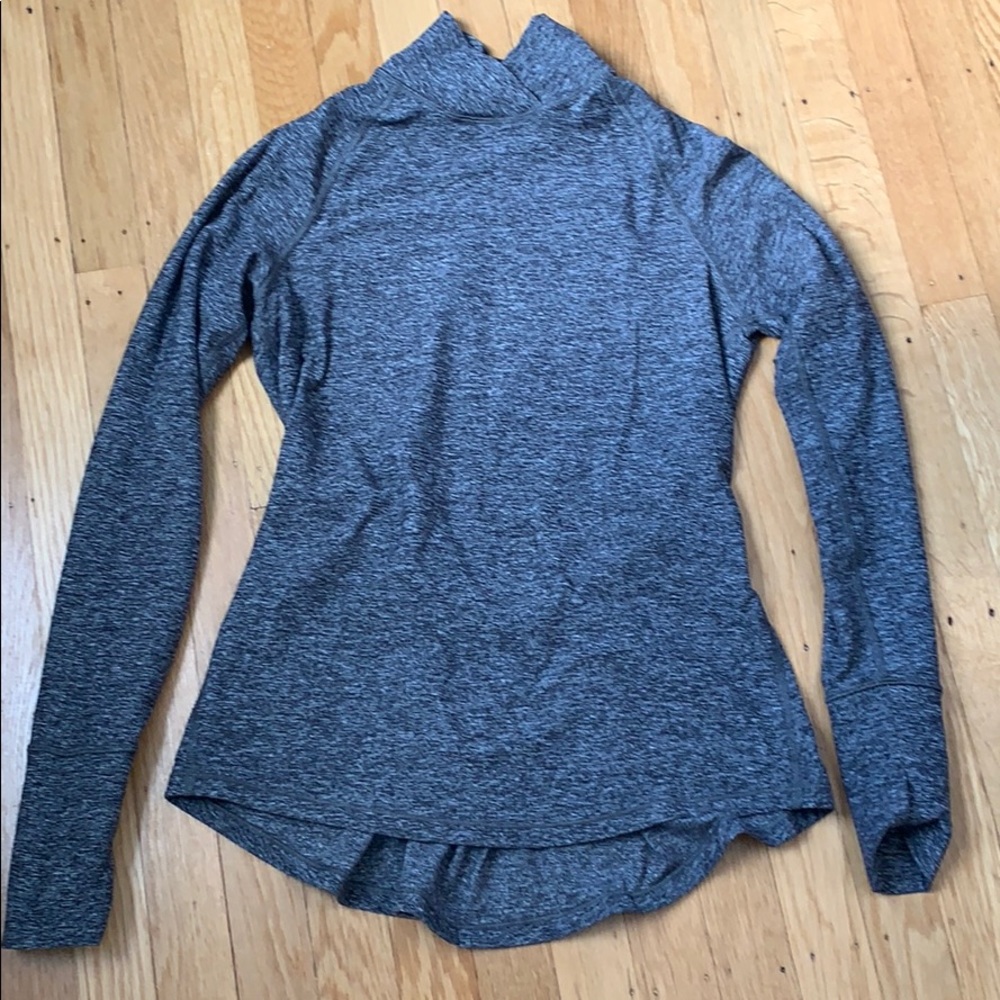 Lululemon mock top size 6